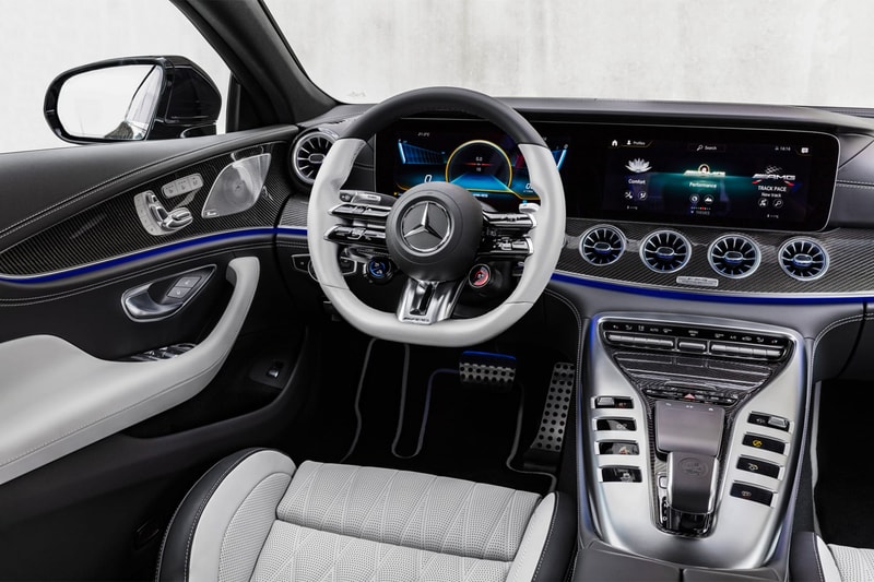 メルセデス・エーエムジー が GT 4ドアクーペ の2022年モデルを発表 mercedes benz amg 2022 gt 4 four door coupe update upgrade refresh trim 