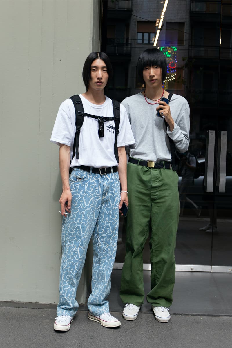 ストリートスタイル：22年春夏ミラノ・ファッションウィーク Milan Fashion Week SS22 Street Style Delivers Elegance in Bold Patterns and Casual Silhouettes MFW dolce & gabbana giorgio armani prada etro