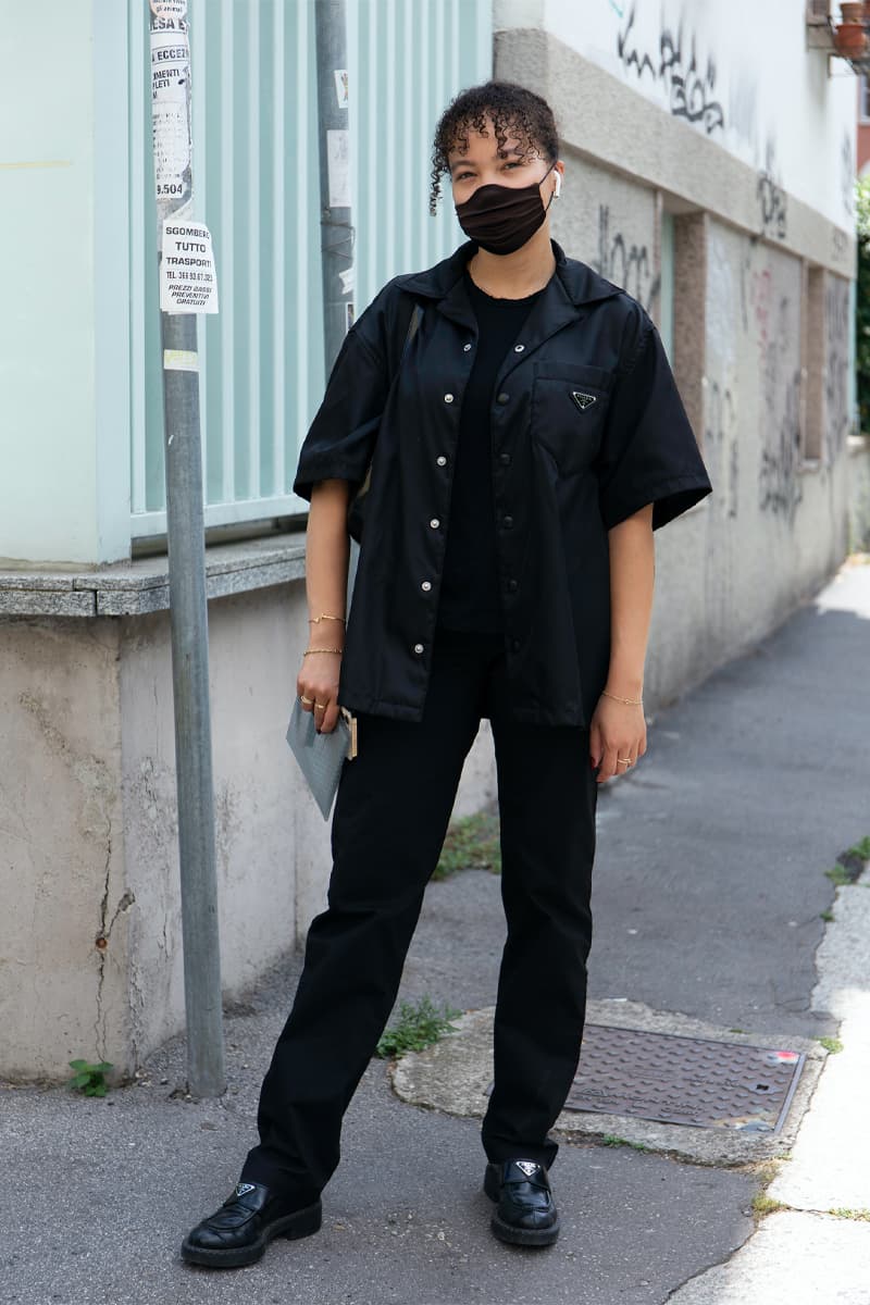 ストリートスタイル：22年春夏ミラノ・ファッションウィーク Milan Fashion Week SS22 Street Style Delivers Elegance in Bold Patterns and Casual Silhouettes MFW dolce & gabbana giorgio armani prada etro