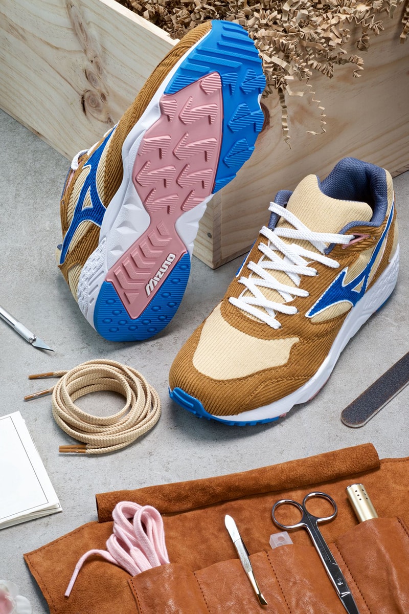 ミズノとパリの老舗スニーカーブティック シンゾーから初のコラボモデルが誕生 mizuno shinzo first collab CONTENDER release info