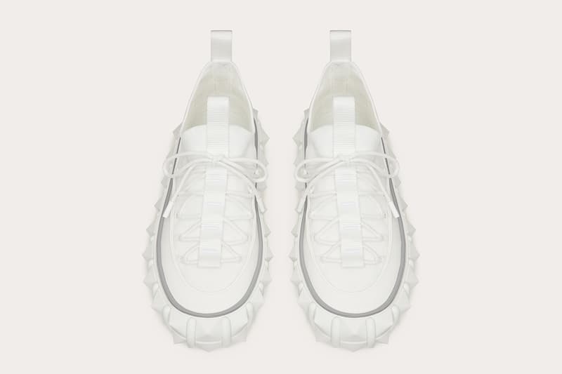 ヴァレンティノ ロックスタッズ Valentino が “Rockstud” 誕生10周年を記念したコラボプロジェクトを発表 Craig Green クレイグ・グリーン）