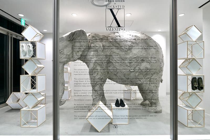 ヴァレンティノ ロックスタッズ Valentino が “Rockstud” 誕生10周年を記念したコラボプロジェクトを発表 Craig Green クレイグ・グリーン）