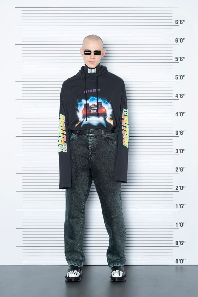 VTMNTS 2022年春夏コレクション 〈Vetements（ヴェトモン）〉