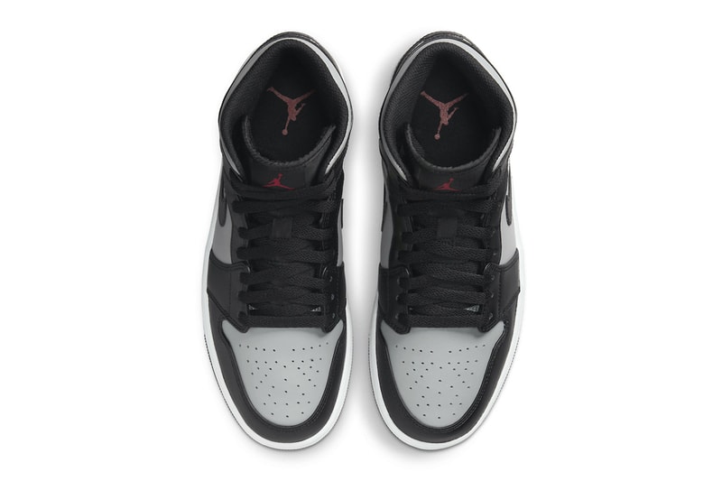 レッドのアクセントを加えた名作“シャドー”に酷似するエア ジョーダン 1 ミッドが登場 Air Jordan 1 Mid Grey Black Red Release Info 554724-096 Date Buy Price 