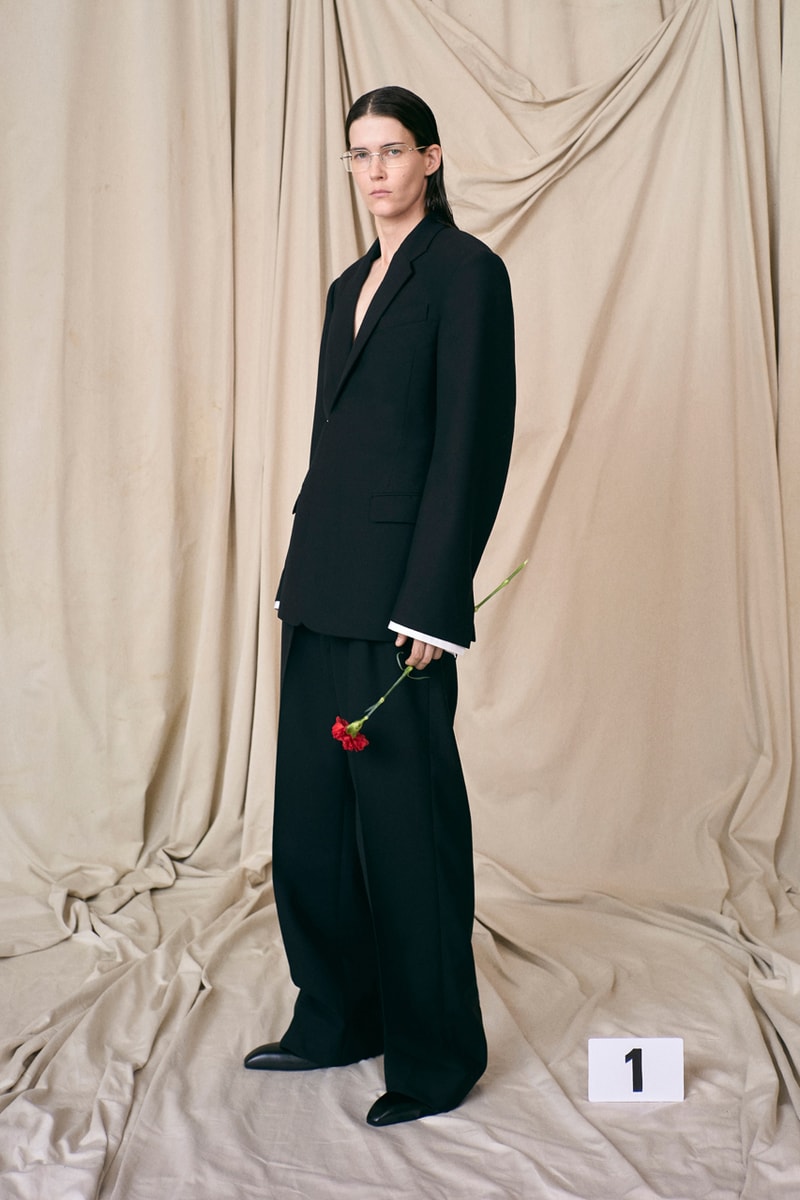 バレンシアガ 2021年冬クチュールコレクション Balenciaga Couture 50th Collection Demna Gvasalia Return Paris Fashion House Livestreamed First Look Review News 