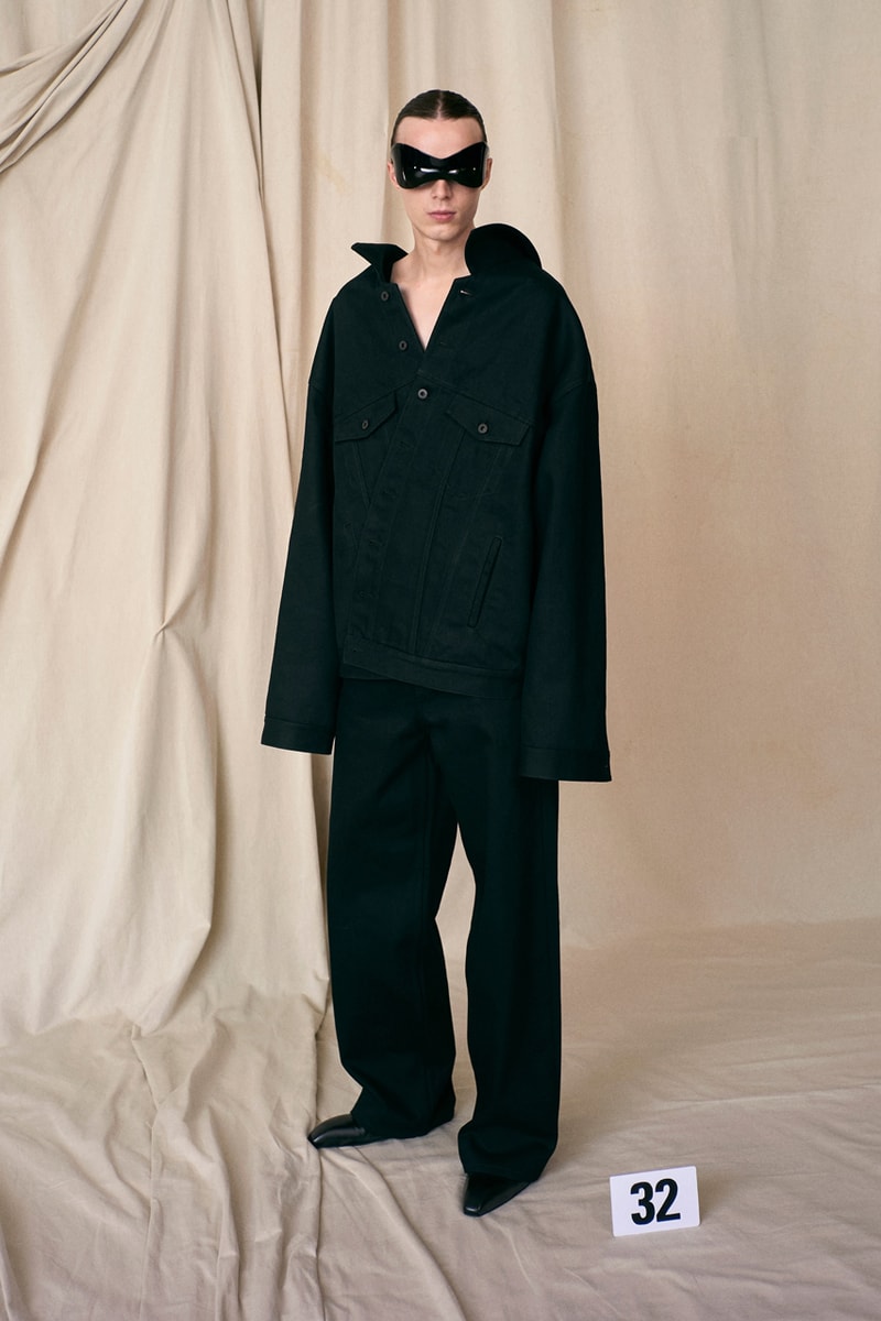 バレンシアガ 2021年冬クチュールコレクション Balenciaga Couture 50th Collection Demna Gvasalia Return Paris Fashion House Livestreamed First Look Review News 