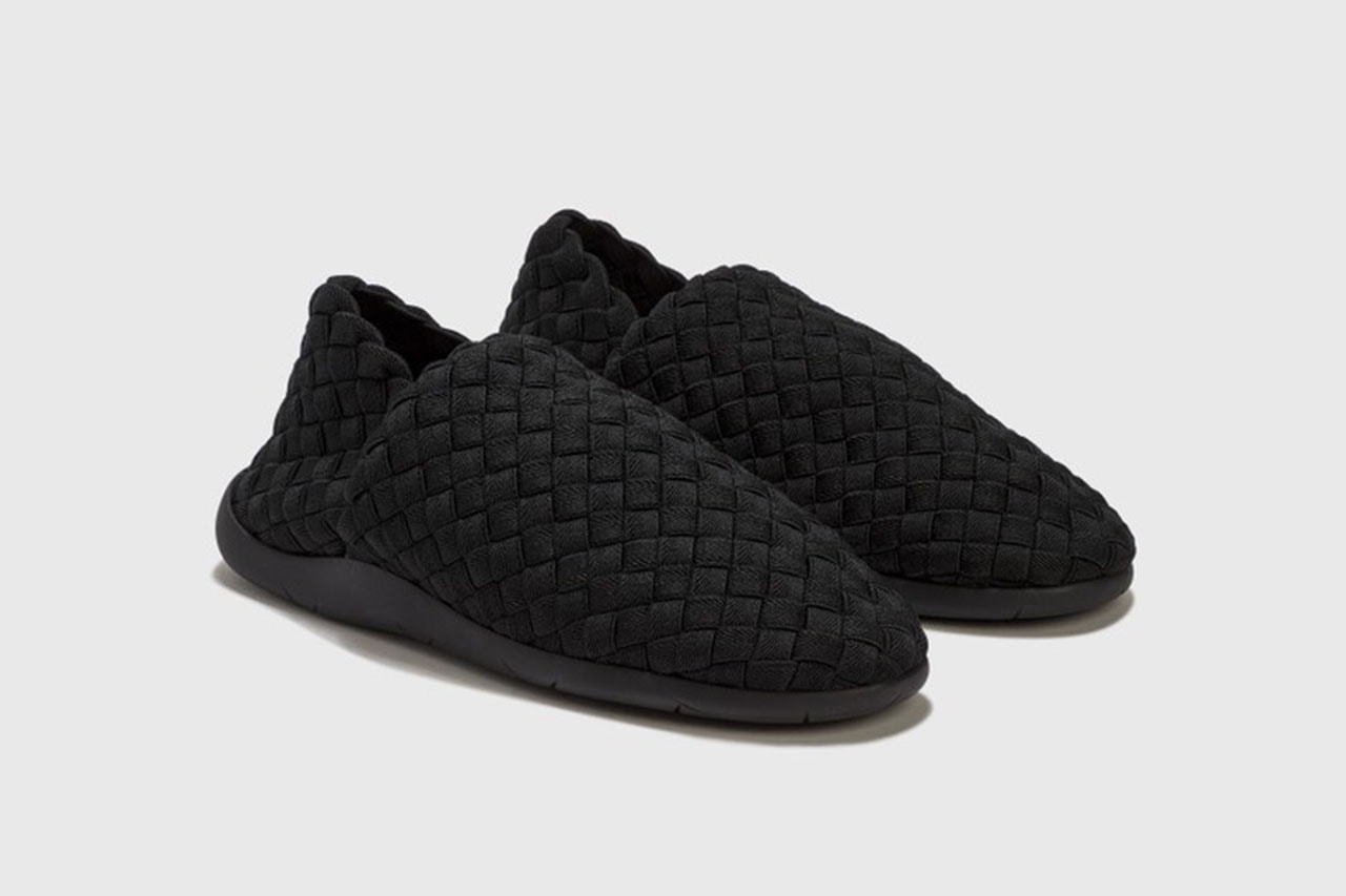 今夏の狙い目セールスニーカー 10 選 best sneakers hbx on sale off white maison margiela loewe valentino