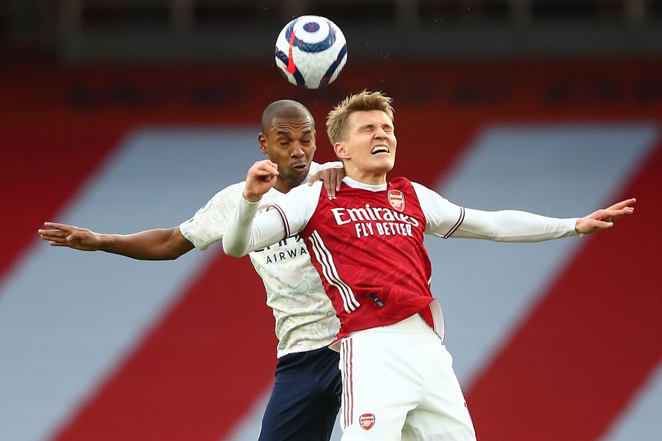 プレミアリーグが 強力なヘディング練習を週10回 に制限 Hypebeast Jp プレミアリーグが 強力なヘディング練習を週10回 に制限 Hypebeast Jp