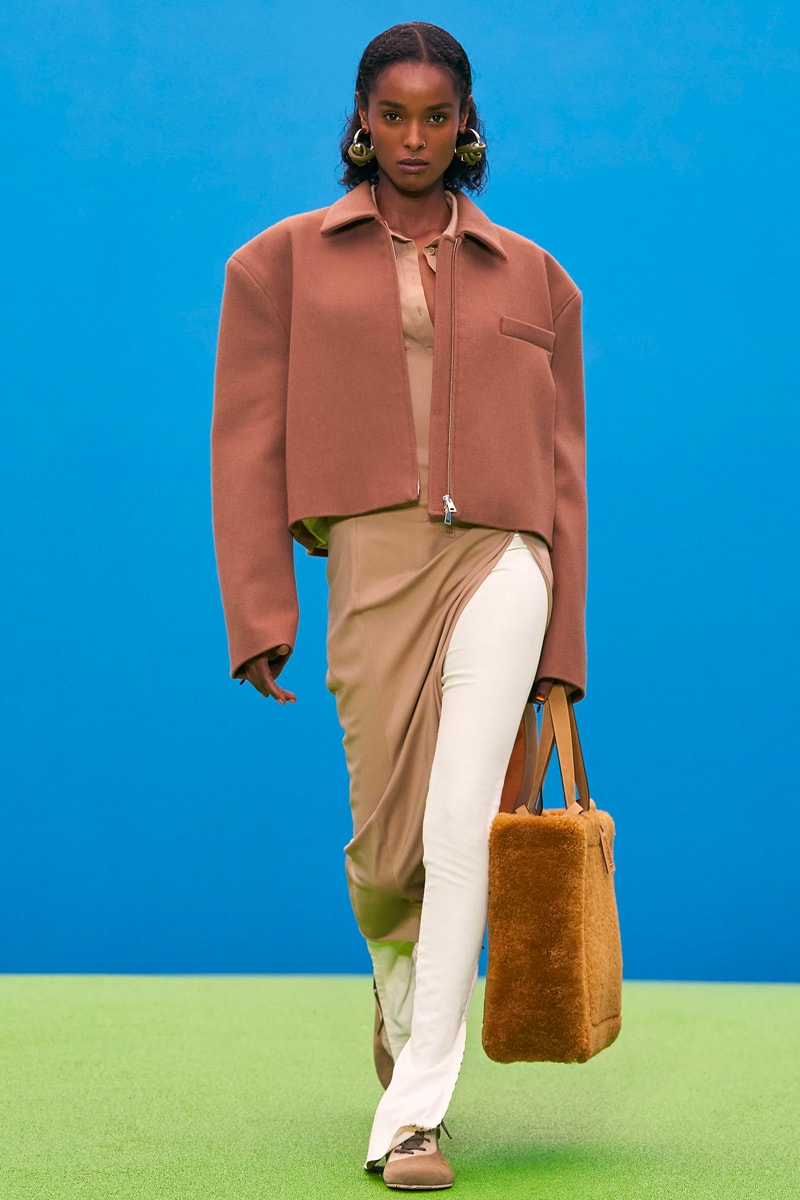 ジャックムス 2021年プレタポルテコレクション Jacquemus Fall 2021 Ready-to-Wear Collection Release Simon Porte LA MONTAGNE