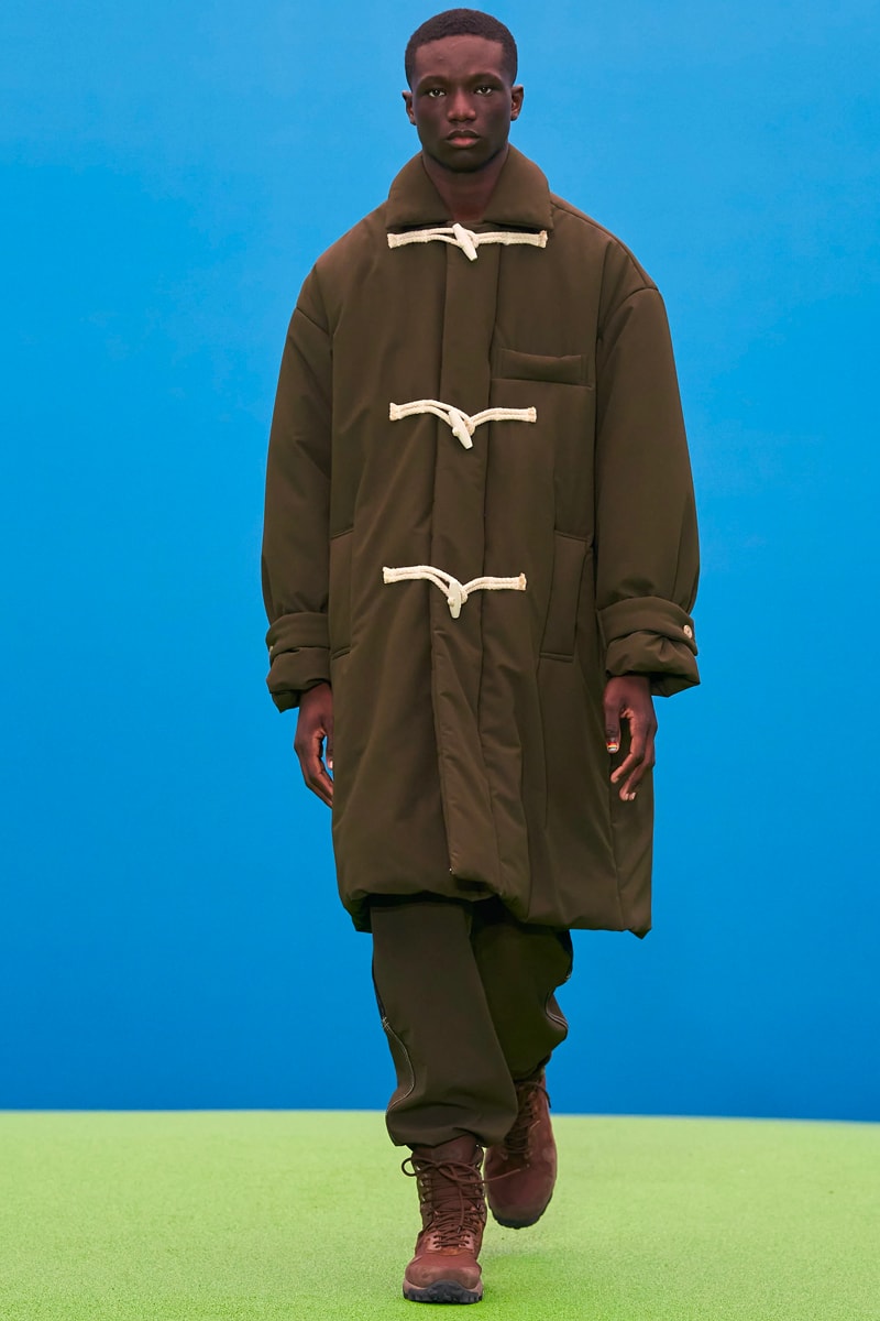 ジャックムス 2021年プレタポルテコレクション Jacquemus Fall 2021 Ready-to-Wear Collection Release Simon Porte LA MONTAGNE