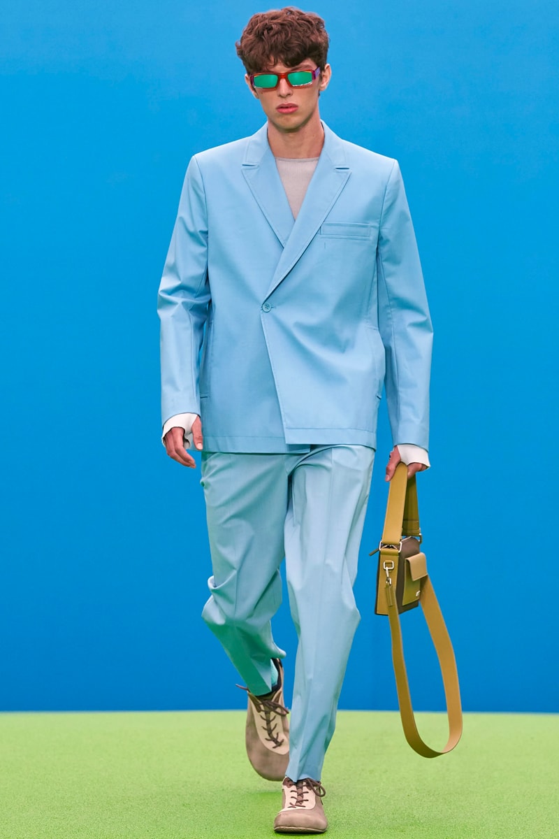 ジャックムス 2021年プレタポルテコレクション Jacquemus Fall 2021 Ready-to-Wear Collection Release Simon Porte LA MONTAGNE