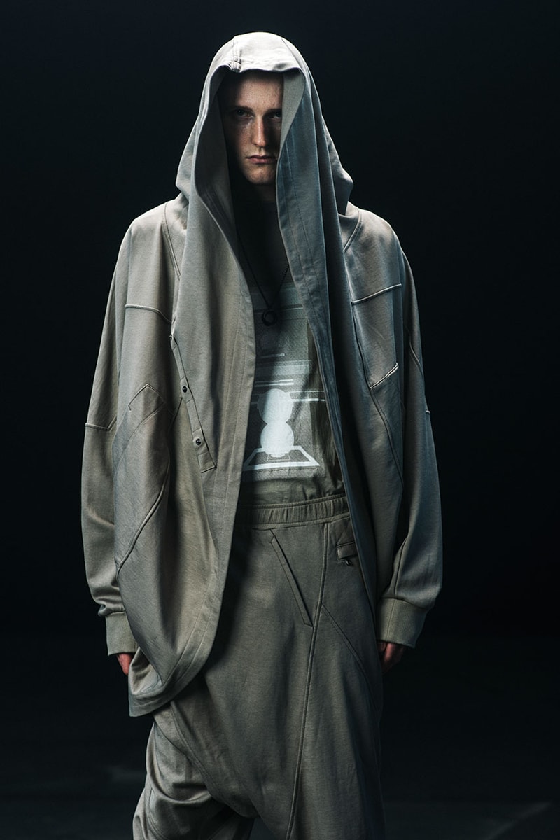 ユリウス2022年春夏コレクション JULIUS Spring Summer 2021 Collection Lookbook tatsuro horikawa info