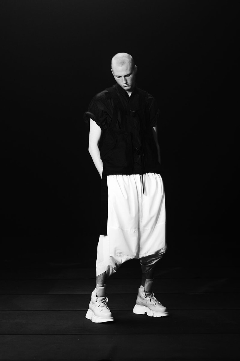 ユリウス2022年春夏コレクション JULIUS Spring Summer 2021 Collection Lookbook tatsuro horikawa info