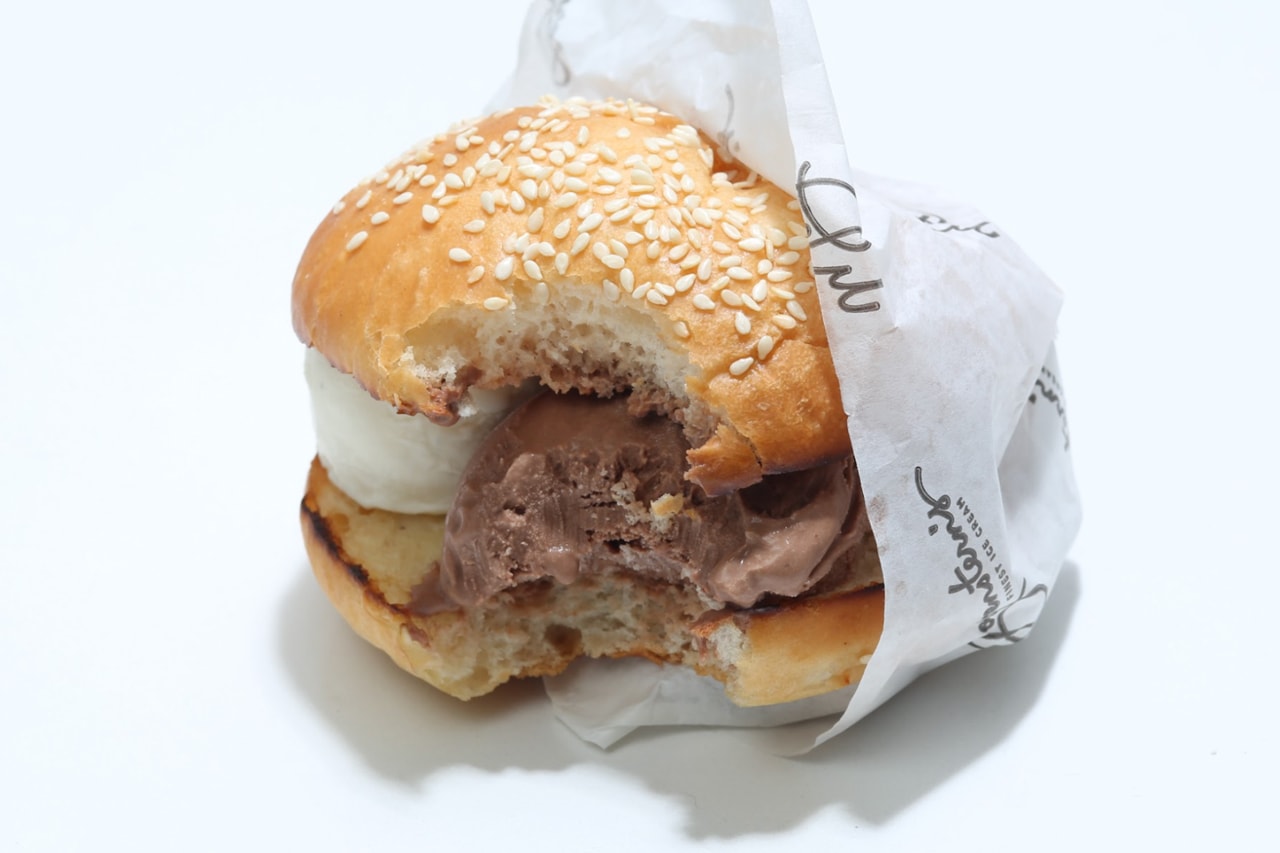 モーガンスターンズ・ファイネスト・アイスクリームが夏に最適なアイスクリームバーガーを発売 morgansterns finest ice cream burger food foodie info photos price 