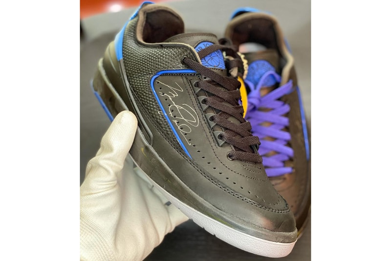 噂の最新コラボ オフホワイト x エアジョーダン 2 ロー のディテールをチェック off white air michael jordan brand 2 low black blue virgil abloh official release date info photos price store list buying guide