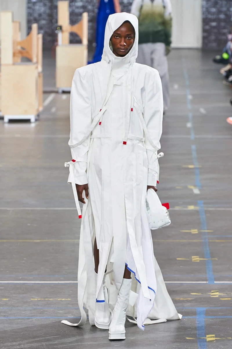 オフホワイト Off-White™️ 2021年秋冬コレクション Off-White™ Fall 2021 Laboratory Of Fun Ready-to-Wear Collection Show Watch Virgil Abloh Paris M.I.A.