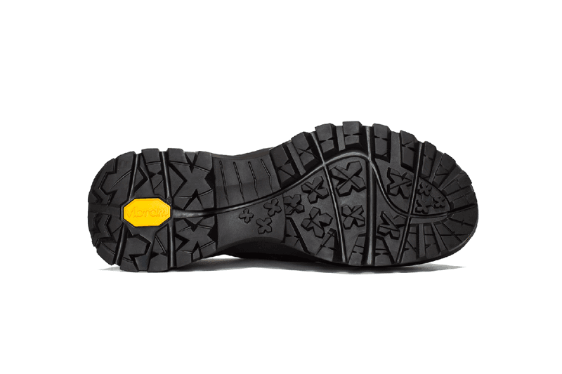 ヴァンズからヴィブラムとの初のコラボによるスケートハイ LX とオーセンティック LXが登場 Vans SK8-Hi LX Authentic Vibram Sole Unit White Black Release Information SoCal Skateboarding OG Shoes Footwear Sneakers Trainers VN0A5HZWBLK1BLK1 VN0A5HZWW001W001 VN0A5HZUBLK1BLK1 VN0A5HZUW001W001 OneBlockDown Italy