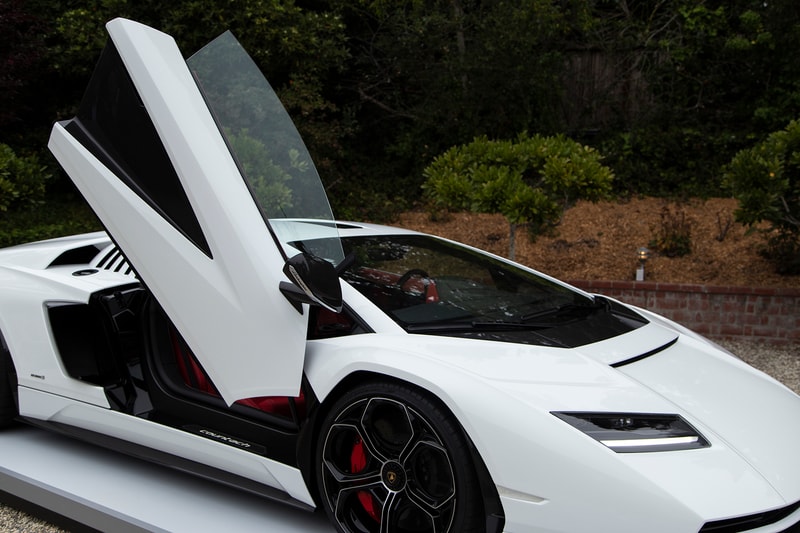 ランボルギーニがカウンタック誕生50周年記念モデル LPI 800-4 を発表 Lamborghini Countach Exclusive Photos and Details Monterey Car Week 2021 The Quail Motorsports Gathering Concours d'Elegance HYPEBEAST Car Club