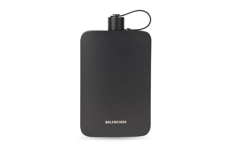 バレンシアガからステンレススチール製の水筒が登場 Balenciaga H2O bottle in black 672709T01051000 Release accessories fashion sports home H2O 