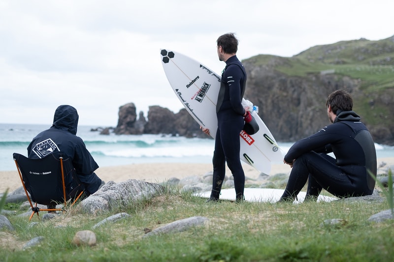 ヘリノックスがサステナビリティに焦点を当てたフィニステレとのコラボチェアを発売　finisterre helinox recycled chair one sustainable blue orange camping outdoors details