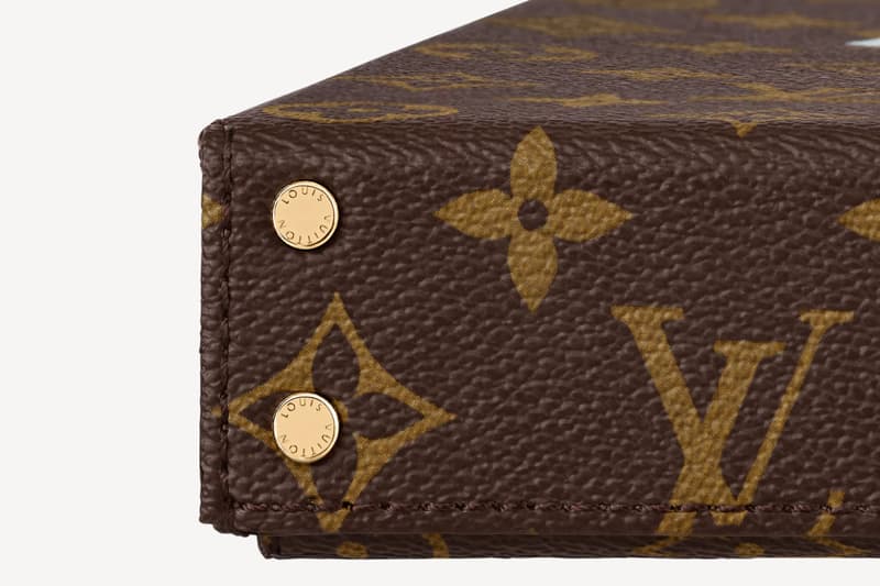 ルイ・ヴィトンから“ピザボックス”と称するレコード用ケースが登場 Louis Vuitton's Monogram-Clad Pizza Box Is Not Actually for Pizza mens fall winter 2021 accessories