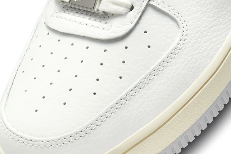 ナイキからアッパーのストラップを排した新作 エアフォース 1 ハイ“Light Smoke Grey” が登場 Nike Air Force 1 Strapless Light Smoke Grey Release sneaker footwear leather suede aged Summit White