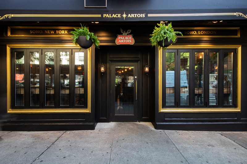 PALACE SKATEBOARDS x Stella Artois によるポップアップパブに潜入 palace artois stella skateboards pub london blue posts soho vig bar new york details look inside dates
