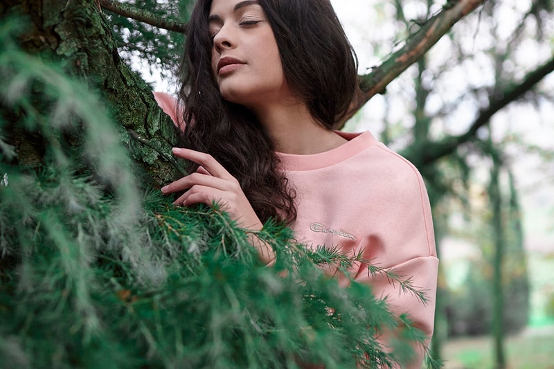 チャンピオンがブランド初となる持続可能なコレクション “Eco Future”を発表 champion eco future sustainable reverse weave sweatshirt release details