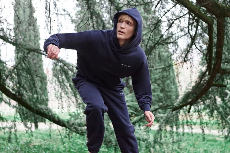 チャンピオンがブランド初となる持続可能なコレクション “Eco Future”を発表 champion eco future sustainable reverse weave sweatshirt release details