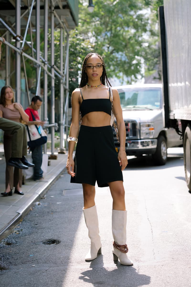 New York Fashion Week SS22 Street Style Looks Audacious Patterns and Vibrant Hues Inform New York Fashion Week SS20 Street Style spring summer 2022 new york city fashion nyc streetstyle moschino monse philip lim peter do prabal gurung nike dunks thom browne peter do proenza schouler