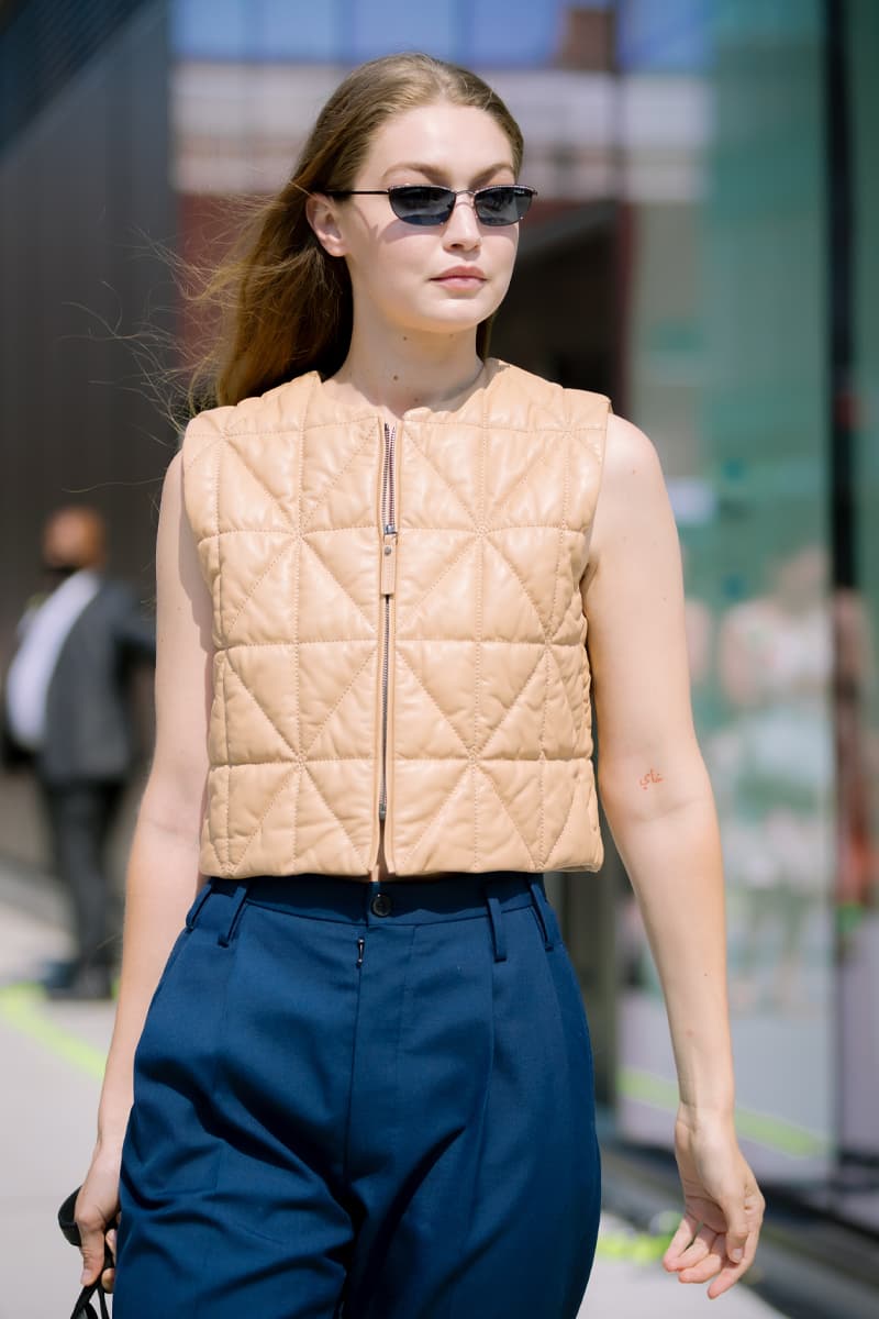 New York Fashion Week SS22 Street Style Looks Audacious Patterns and Vibrant Hues Inform New York Fashion Week SS20 Street Style spring summer 2022 new york city fashion nyc streetstyle moschino monse philip lim peter do prabal gurung nike dunks thom browne peter do proenza schouler