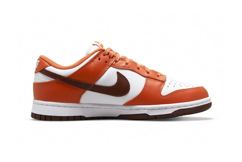 ナイキから秋らしい深みのあるオレンジで配色した新作ダンクローが登場 nike dunk low reverse mesa orange dq4697 800 release-date 2002 fall winter 2021 white leather mesa brown swoosh white tongue nike embroidery 100 USD info