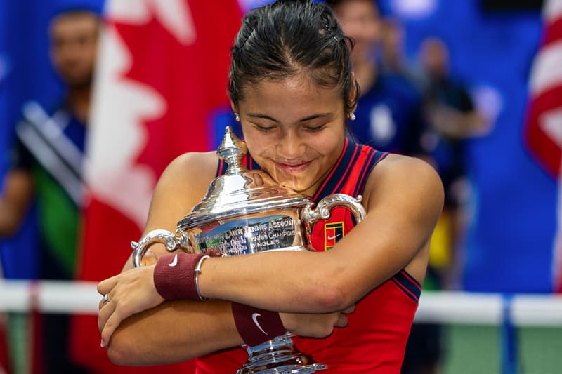 全米オープン女子シングルスで予選から勝ち上がった18歳のエマ・ラドゥカヌが初優勝 Emma Raducanu Wins the US Open in Historic Final Qualifier qualifying rounds perfect Belinda Bencic teenagers 22 years Leylah Fernandez 18 year old match tennis final news