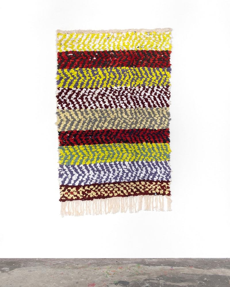 ステューシーのアーカイブTシャツをモロッコの女性たちがアップサイクルした限定ラグが登場 stussy artisan project boucherouite t shirt rugs release info date store list buying guide photos 