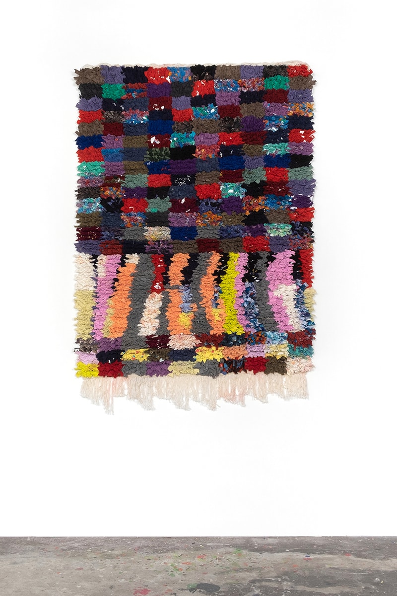 ステューシーのアーカイブTシャツをモロッコの女性たちがアップサイクルした限定ラグが登場 stussy artisan project boucherouite t shirt rugs release info date store list buying guide photos 