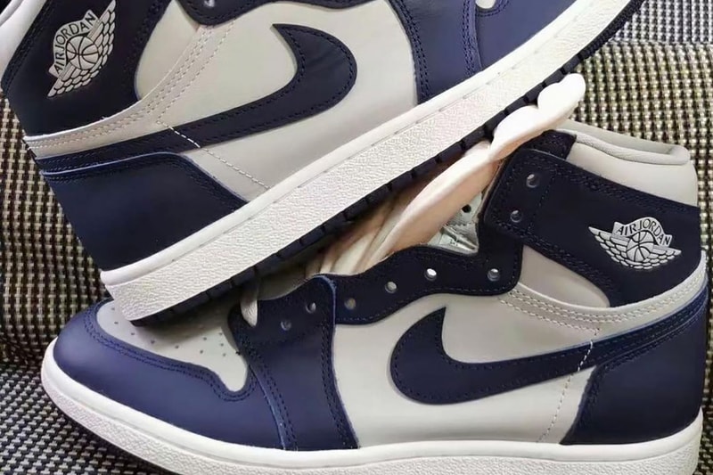 エアジョーダン1 ハイ ’85 にジョージタウン大学のチームカラーを纏った新色が登場との噂 air jordan 1 hi 86 georgetown BQ4422 400 release info date store list buying guide photos price 