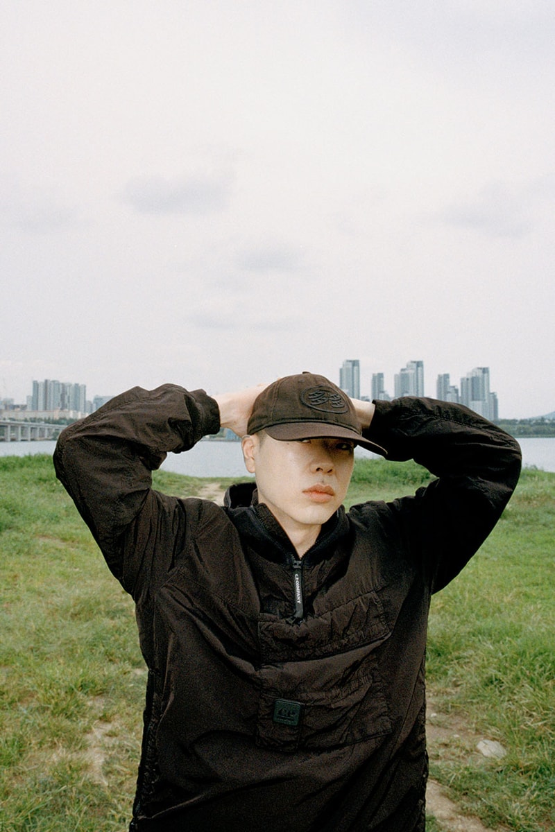 HYUKOH のフロントマンを務めるオ・ヒョクを起用した C.P. COMPANY の最新エディトリアルが公開