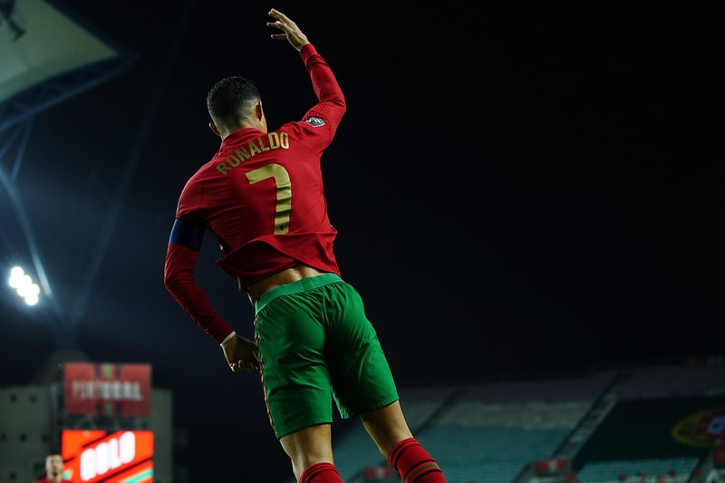 クリスティアーノ・ロナウドが史上初となる代表戦での10回目のハットトリックを達成 Cristiano Ronaldo Scores A Record 10th International Hat-Trick For Portugal