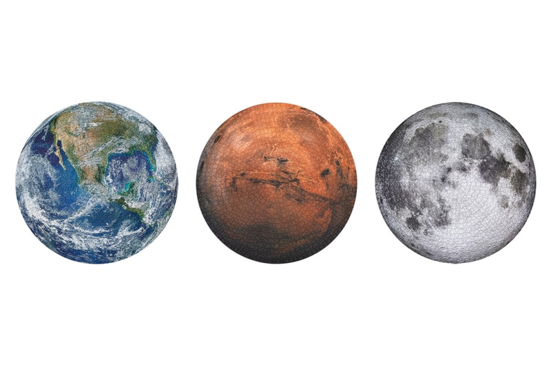 火星の鮮明な衛星写真をプリントした円形パズルが登場 Four Point Puzzles Mars Planet Earth Moon Jigsaw
