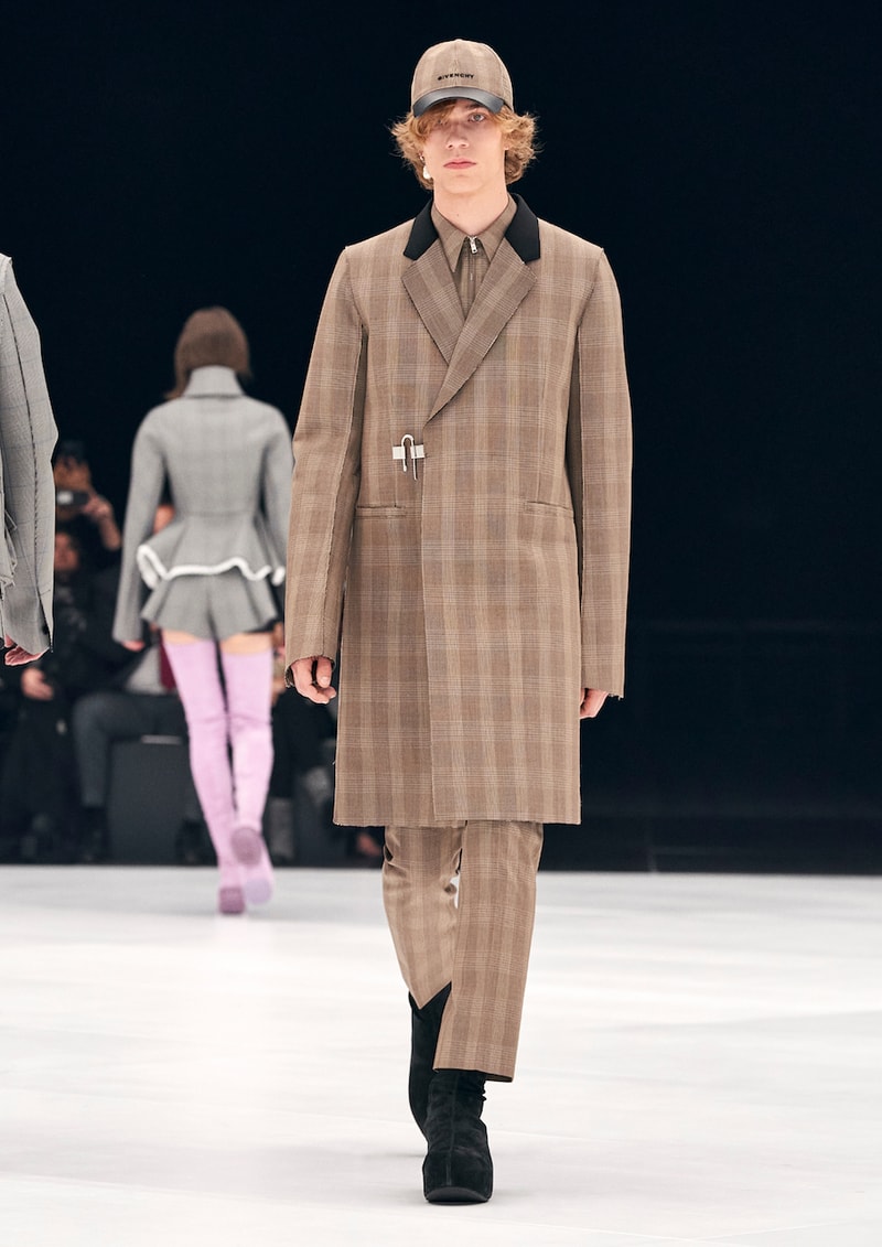 ジバンシィ2022年春夏コレクション Givenchy spring summer 2022 collection info
