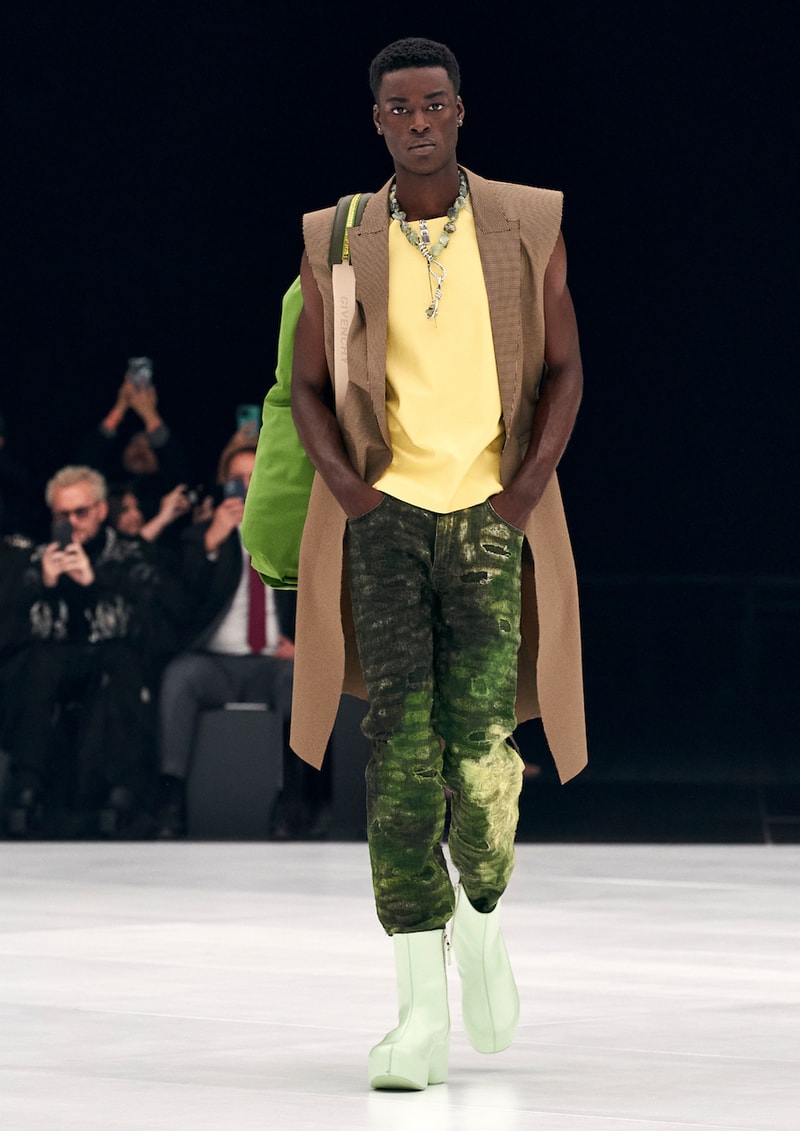 ジバンシィ2022年春夏コレクション Givenchy spring summer 2022 collection info