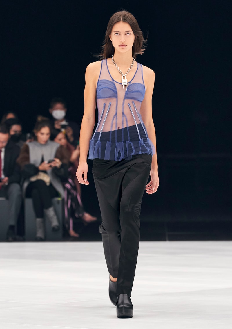 ジバンシィ2022年春夏コレクション Givenchy spring summer 2022 collection info
