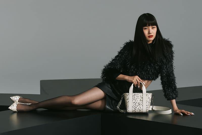 ジミー チュウが小木“Poggy”基史をキュレーターに迎えてエリック・ヘイズとのコラボコレクションを発表 collaboration collectible art form bearbrick japan japanese footwear 