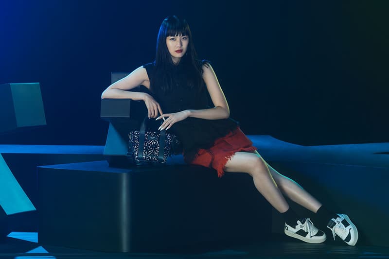 ジミー チュウが小木“Poggy”基史をキュレーターに迎えてエリック・ヘイズとのコラボコレクションを発表 collaboration collectible art form bearbrick japan japanese footwear 