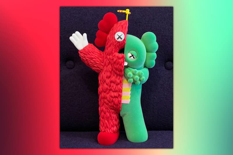 カウズがガチャピン & ムックとのコラボフィギュアを制作 KAWS "KACHAMUKKU" Toy Gachapin Mukku Tokyo Japan