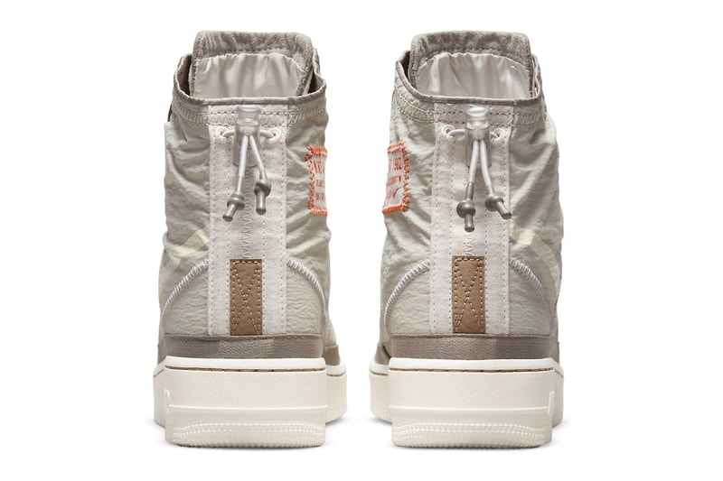 ナイキからハードシェルジャケットから着想を得た エアフォース1 シェルの新色が登場 official images Nike Air Force 1 sHell DO7450 211 2021 150 USD price release info water repellent textil adjustable collar sail orange exposed stitching rubber fall winter