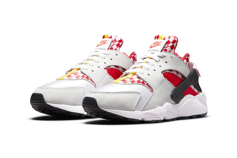 リヴァプールxナイキによるコラボ エア ハラチのオフィシャル画像が到着 Nike Air Huarache Liverpool Official Look Release Info dn5080-100 Date Buy Price F.C. Football Club