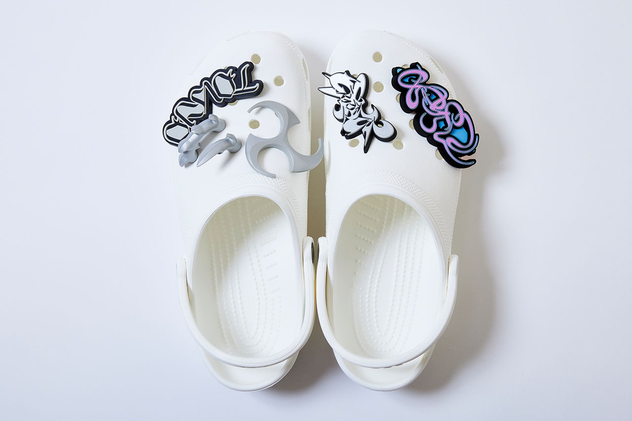 クロックス x グッチメイズによる“東京”をテーマにした初のコラボレーションが実現 Crocs x GUCCIMAZE “GUCCIMAZE® JIBBITZ TOKYO” collab collection release info