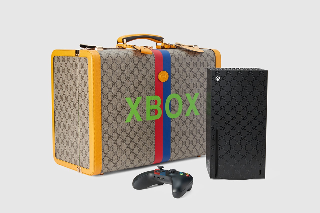 Gucci から Xbox とのコラボゲーム機セットが限定発売 Gucci Xbox Bundle release info