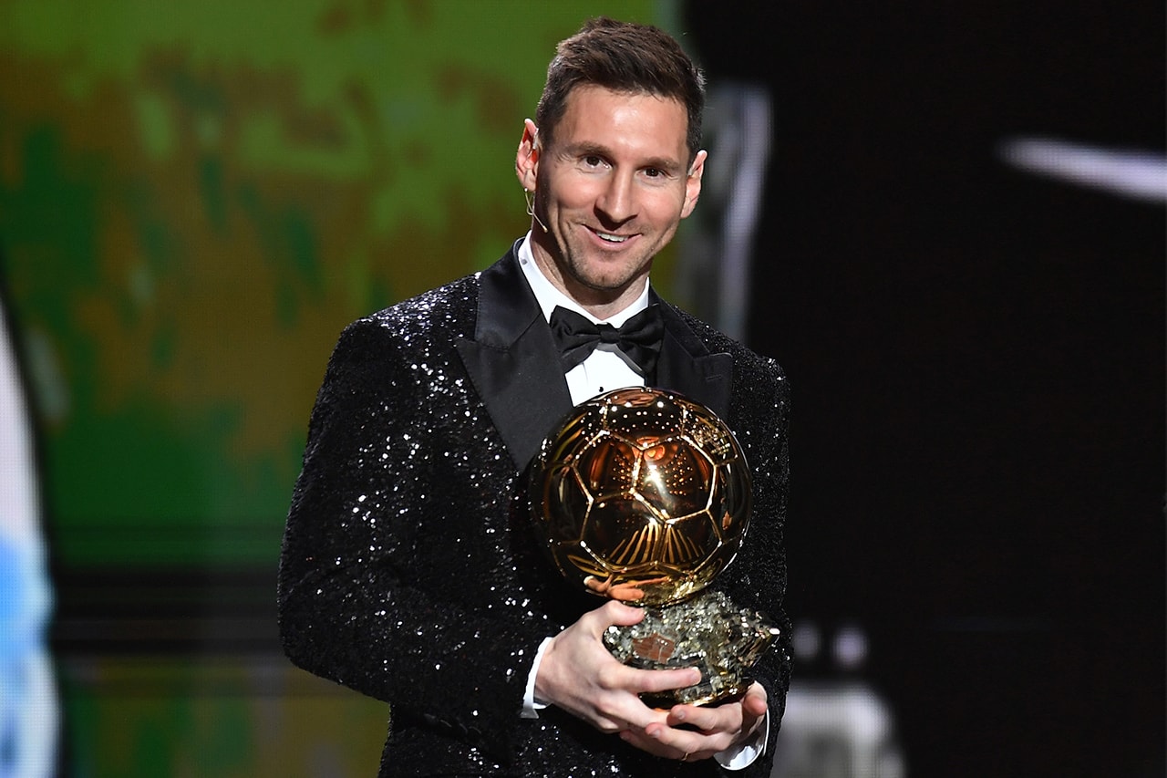 リオネル・メッシが史上最多となる7度目のバロンドールを受賞 Lionel Messi Wins Record Seventh Ballon d’Or PSG news
